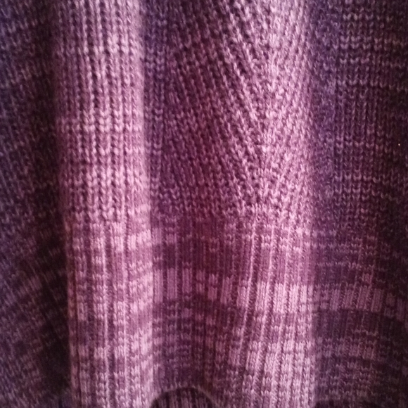 Westbound Blue Cable Knit Long Sleeve V-Neck Sweater 💙🌀💙 - Picture 4 of 9